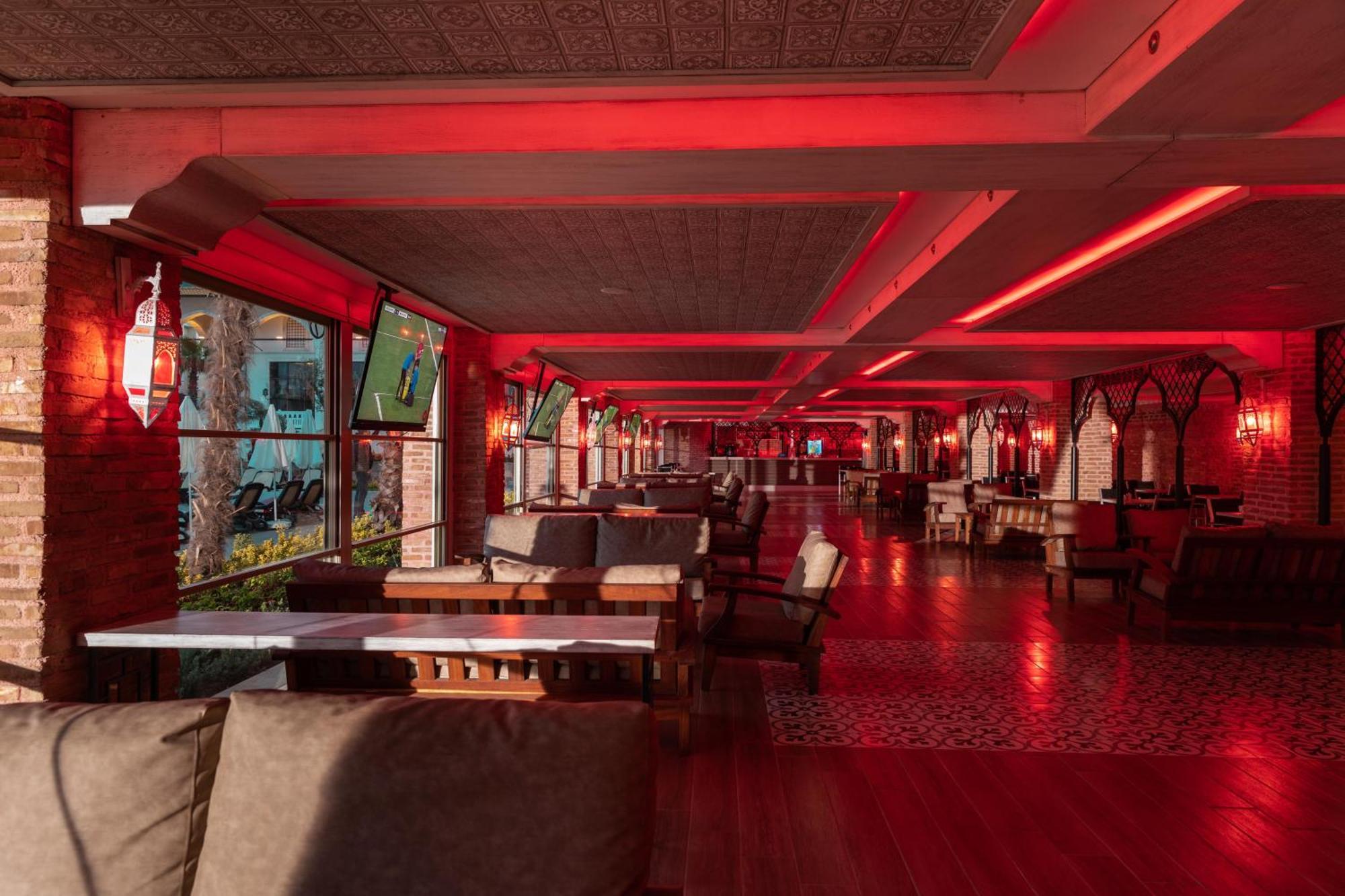 Swandor Hotels & Resorts - Topkapi Palace อันตัลยา ภายนอก รูปภาพ The interior of the restaurant