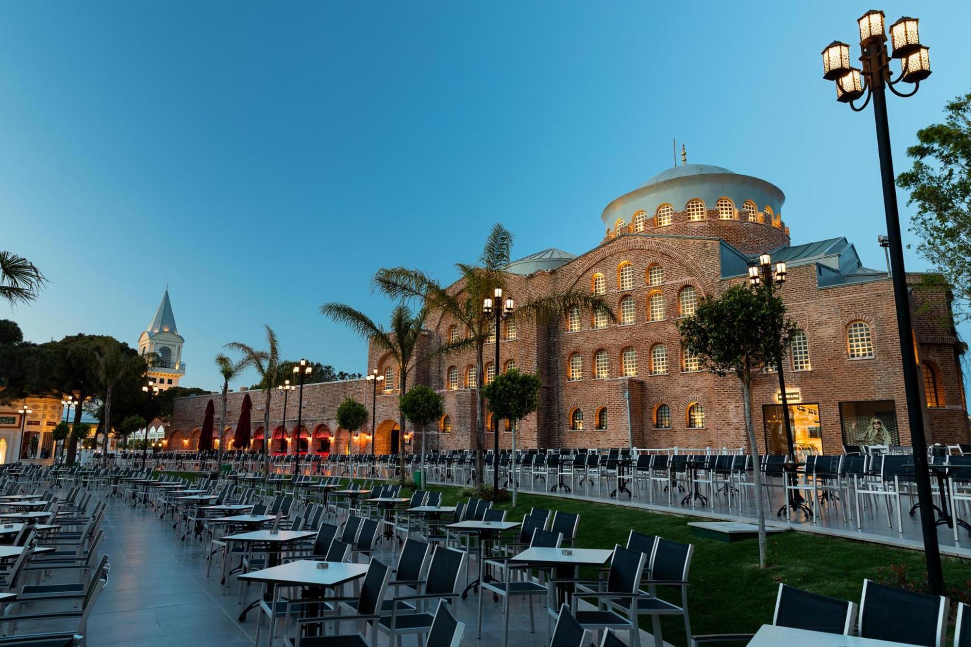 Swandor Hotels & Resorts - Topkapi Palace อันตัลยา ภายนอก รูปภาพ The Hagia Sophia